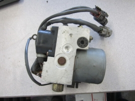 Infiniti - ABS Brake Pump - D000 40300